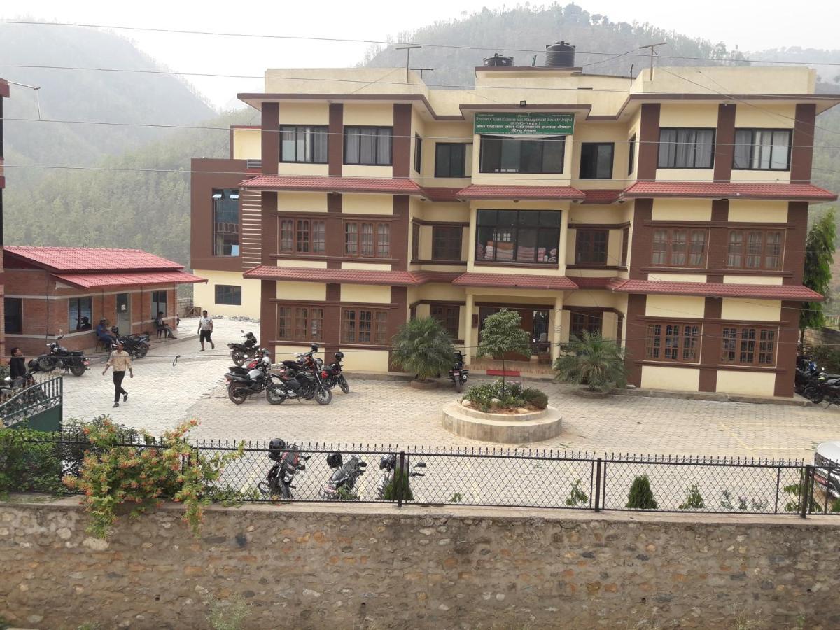 Dhading Trishuli Beach Resort מראה חיצוני תמונה